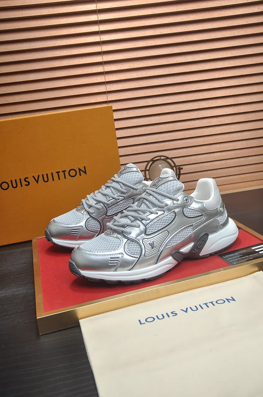 Men's men's shoes 💰640💶[LOUIS VUITTON] (couples 💑 style) new original order 🍀LV Louis Vuitton * - top version of LV classic trendy shoes! Made of imported original fabrics, mesh lining, and original wear-resistant rubber foam outsole! High quality products! Size (Female 35-39) (Male 39-44)